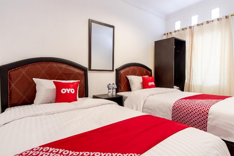 Oyo 1507 Doriyu Homestay Medan Zewnętrze zdjęcie